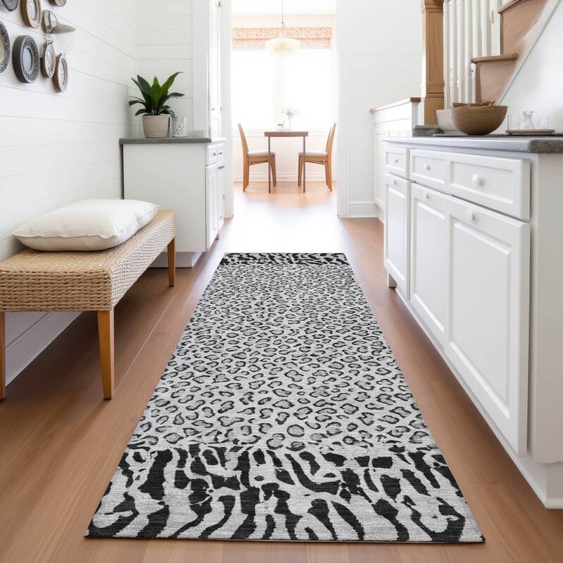 Premium Washable Super Soft Animal Print Border Mayfield Rug - Gray - 2'3" x 7'6"