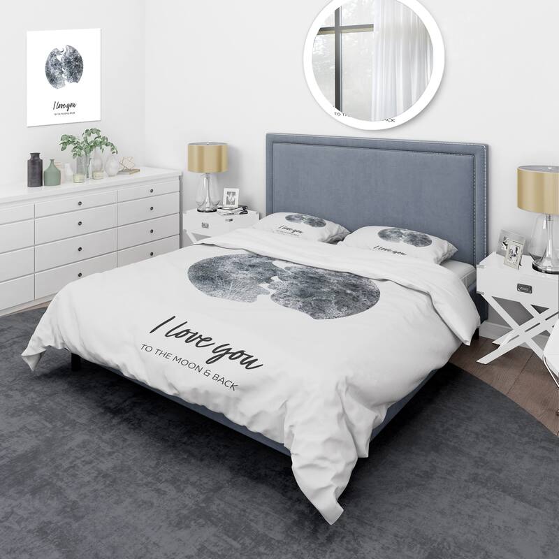 Designart 'Romantic Moon Kiss of Two Lovers' Modern Duvet Cover Set