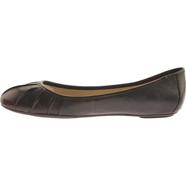 nine west blustery