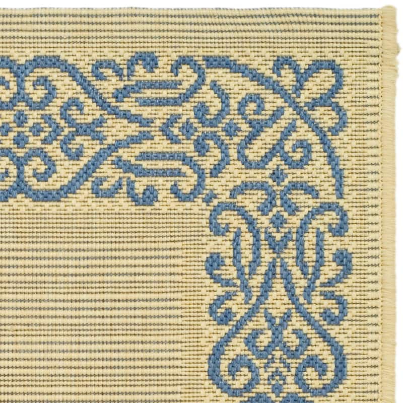 SAFAVIEH Courtyard Marylou Waterproof Patio Backyard Rug