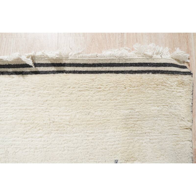 Ivory Hand Knotted Wool Moroccan Rug, 6' x 9', plush cozy floor accent - L