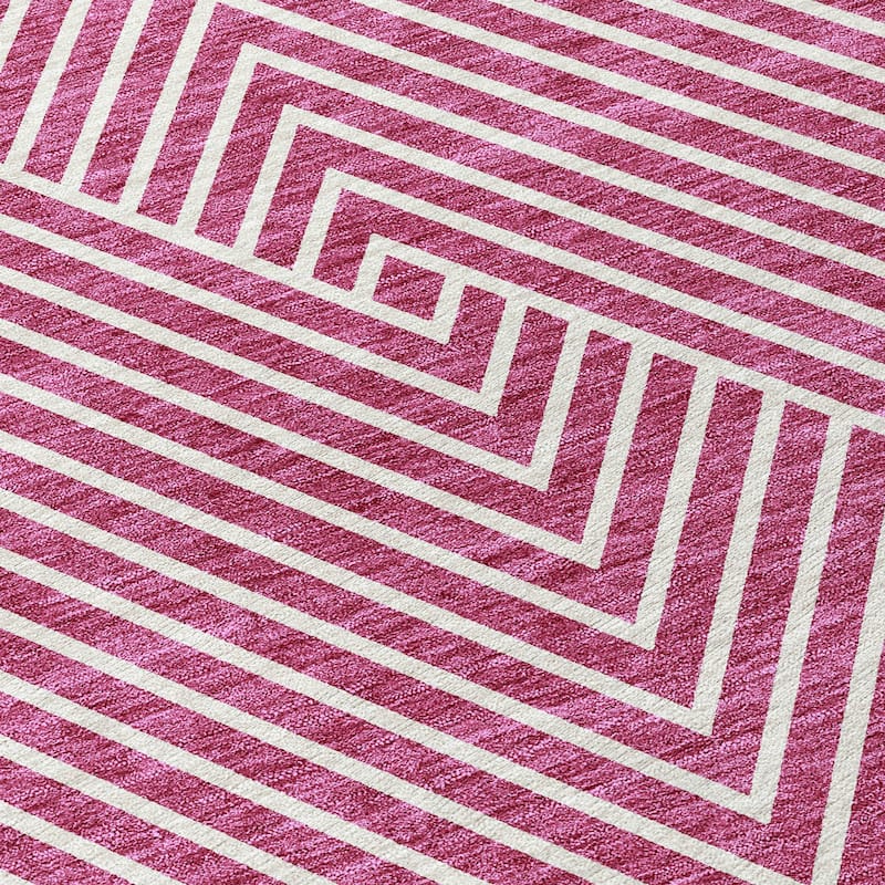 Machine Washable Indoor/ Outdoor Modern Geo Chantille Rug