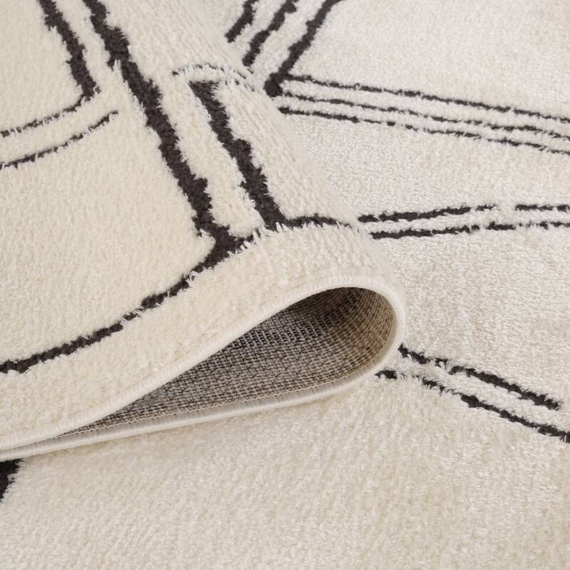 Mulan White Moroccan Power-Loom Area Rug 2' x 3'