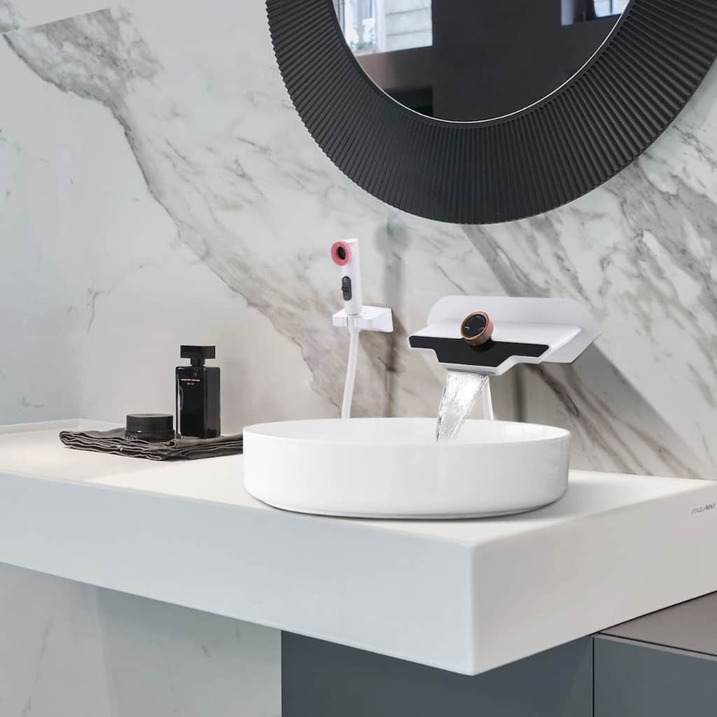 Wall-mounted Brass LED Digital Display Bathroom Faucets With Handheld Shower