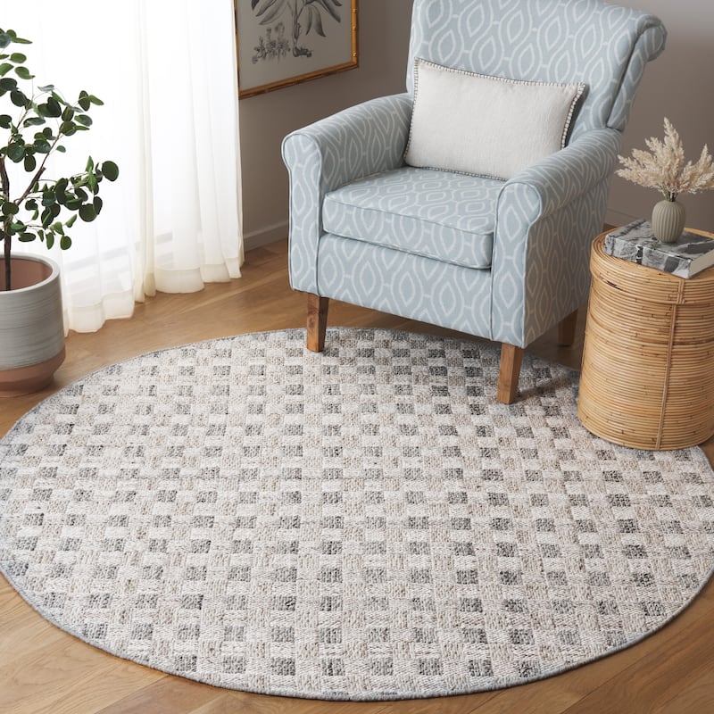 SAFAVIEH Handmade Renewal Friedlinde Rug - 6' Round - Grey