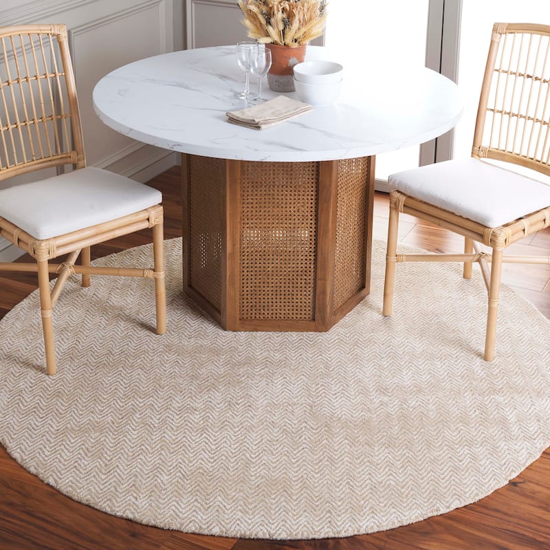 SAFAVIEH Handmade Glamour Ostilia Chevron Viscose Rug