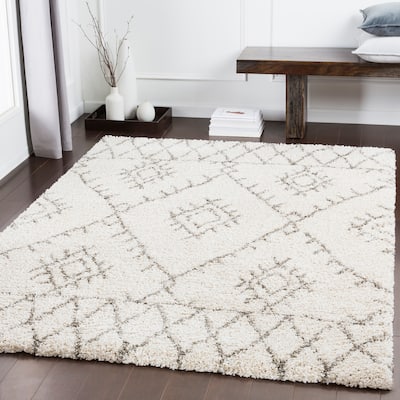 Amira Ivory Moroccan Shag Area Rug (7'10" x 10'3") - 7'10" x 10'3"