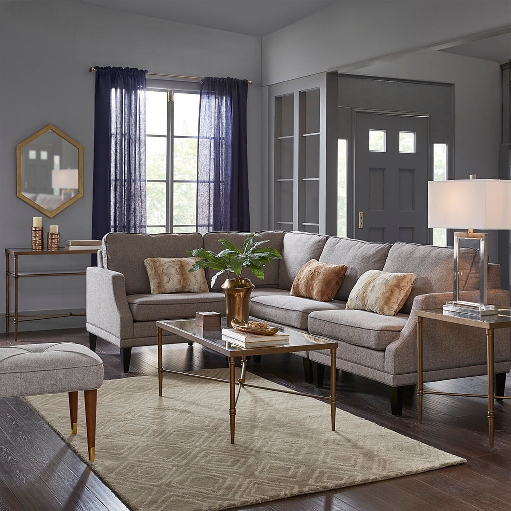 Rectangle Coffee Table with Metal Frame and Tempered Glass Top, a Stylish and Functional Addition to Your Living Space.