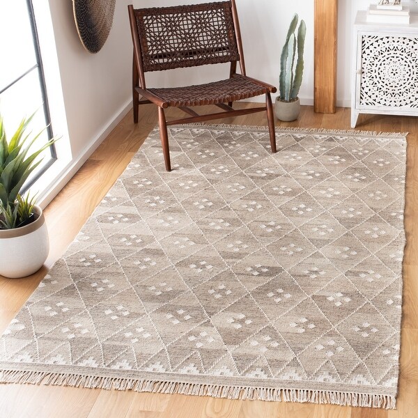 Safavieh Handmade Natural Kilim Domiziana Wool Rug with Fringe. Opens flyout.