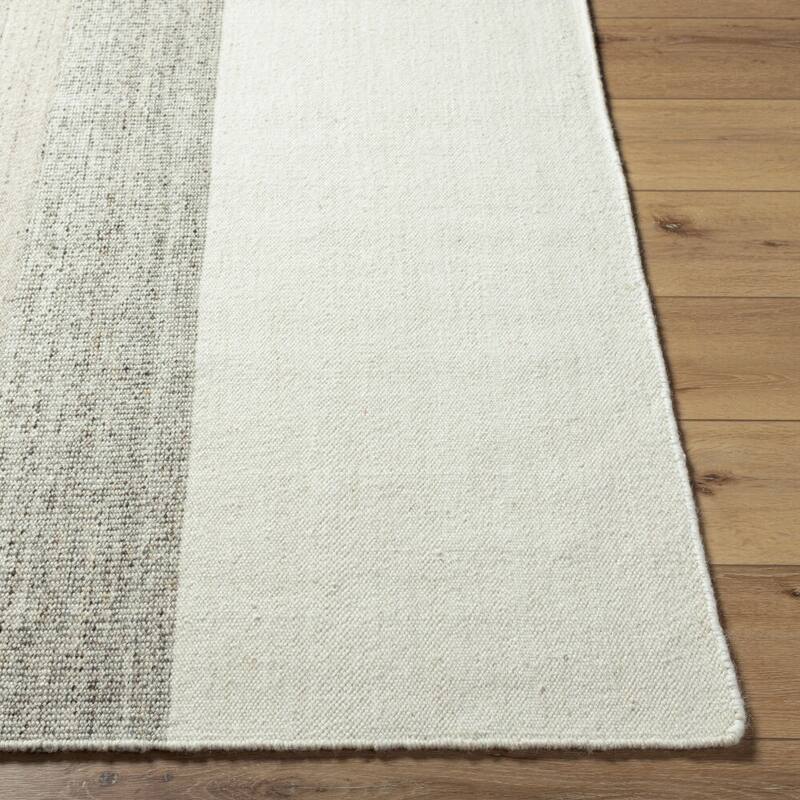 Livabliss Bolu Cottage Area Rug