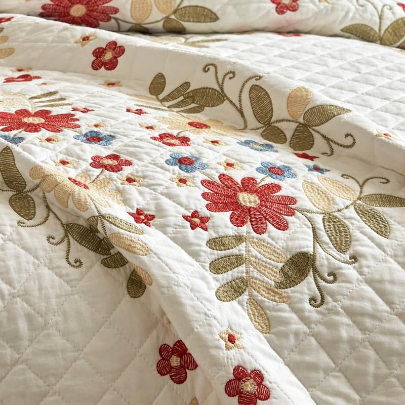 Classic Farmhouse Cotton Cottage Floral Quilt Bedspread Set