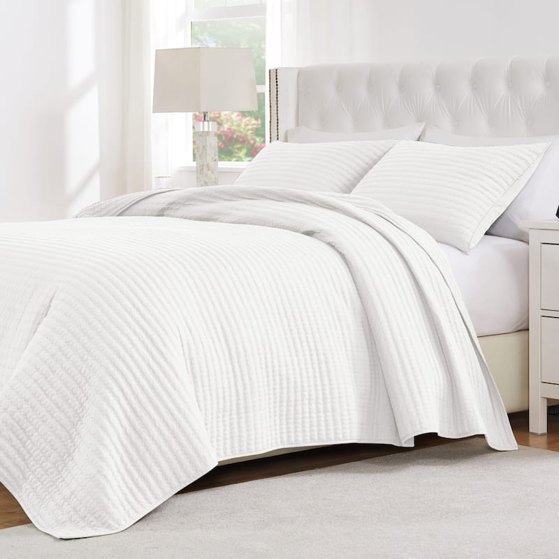 Greenland Home Textured Fashion Finely Stitched Quilted Coverlet Set