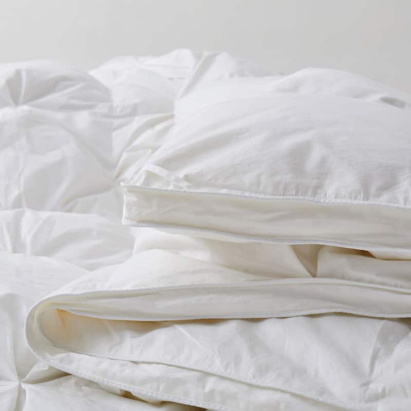 All Season White Goose Feather Down Gusseted Pintuck Pleat Comforter 100% Cotton Cover