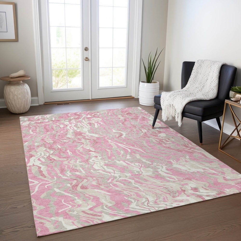 Machine Washable Indoor/ Outdoor Abstract Flow Chantille Rug