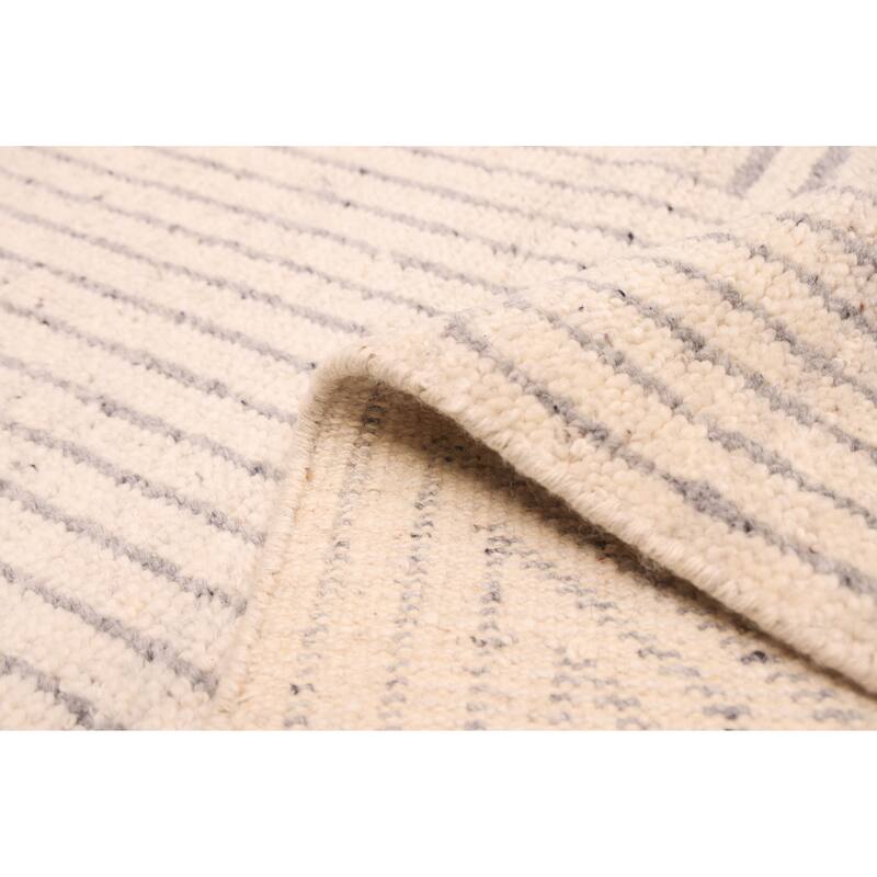 ECARPETGALLERY Hand-knotted Tangier Cream Wool Rug - 5'4 x 7'7