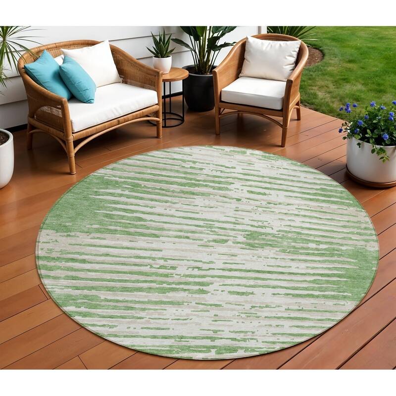 HomeRoots Striped Transitional Rectangle Outdoor Rug - 8' Round
