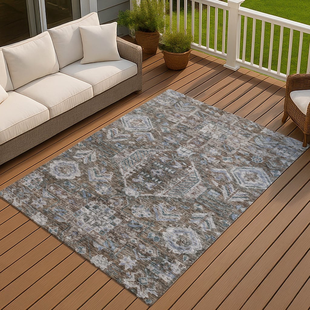 Machine Washable Indoor/ Outdoor Boho Traditional Chantille Rug