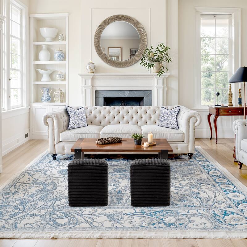 Universal Cube Shar Pei White