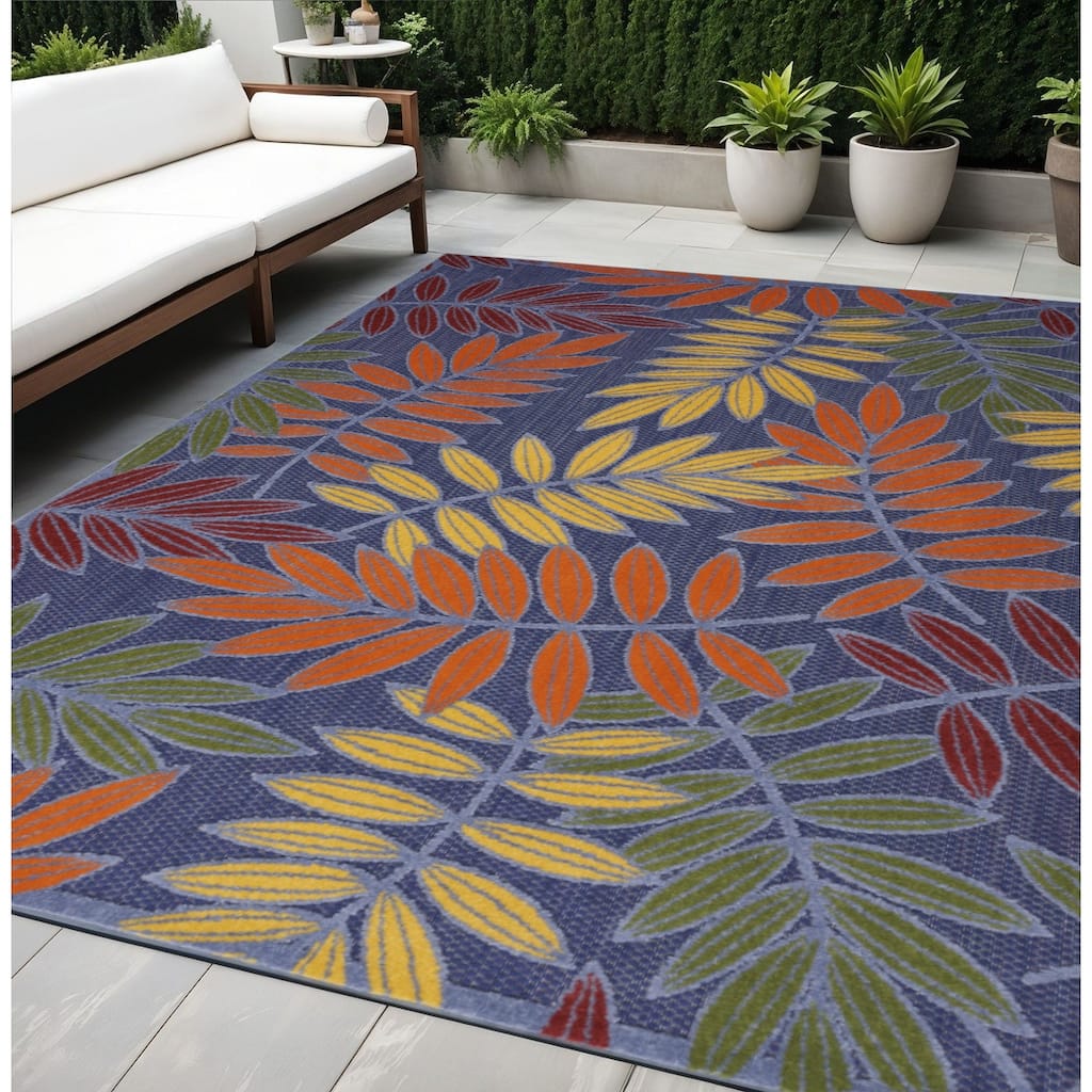 HomeRoots Contemporary Rectangle Outdoor Rug - 5' X 7'
