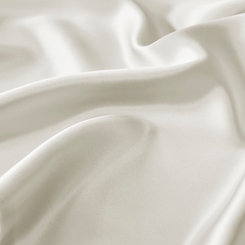 Madison Park Silk 100% Mulberry Single Pillowcase