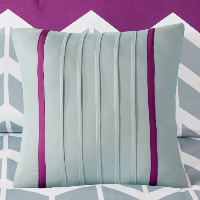 Elle Chevron 5-piece Comforter Set by Intelligent Design