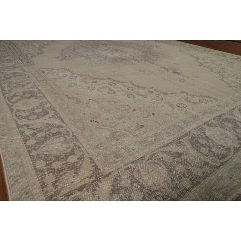 Traditional Medallion Tabriz Persian Vintage Wool Carpet - 9'7" x 12'7"