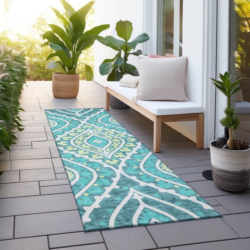 Machine Washable Indoor/ Outdoor Chantille Ttransitional Medallion Rug - Teal - 2'3" x 7'6"