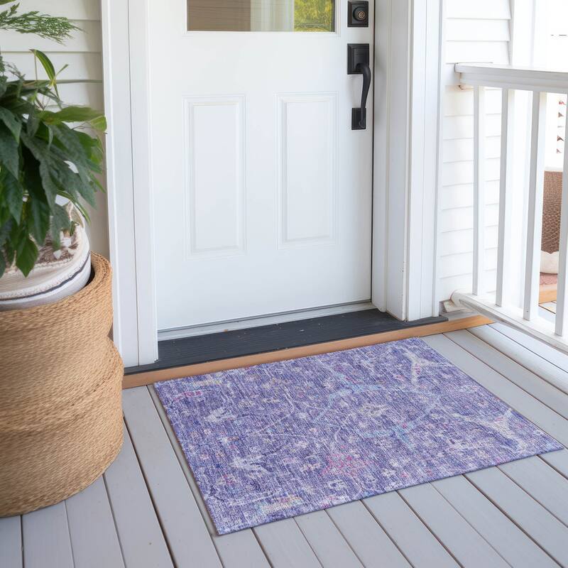 Machine Washable Indoor/ Outdoor Traditional Vintage Chantille Rug - Purple - 1'8" x 2'6"