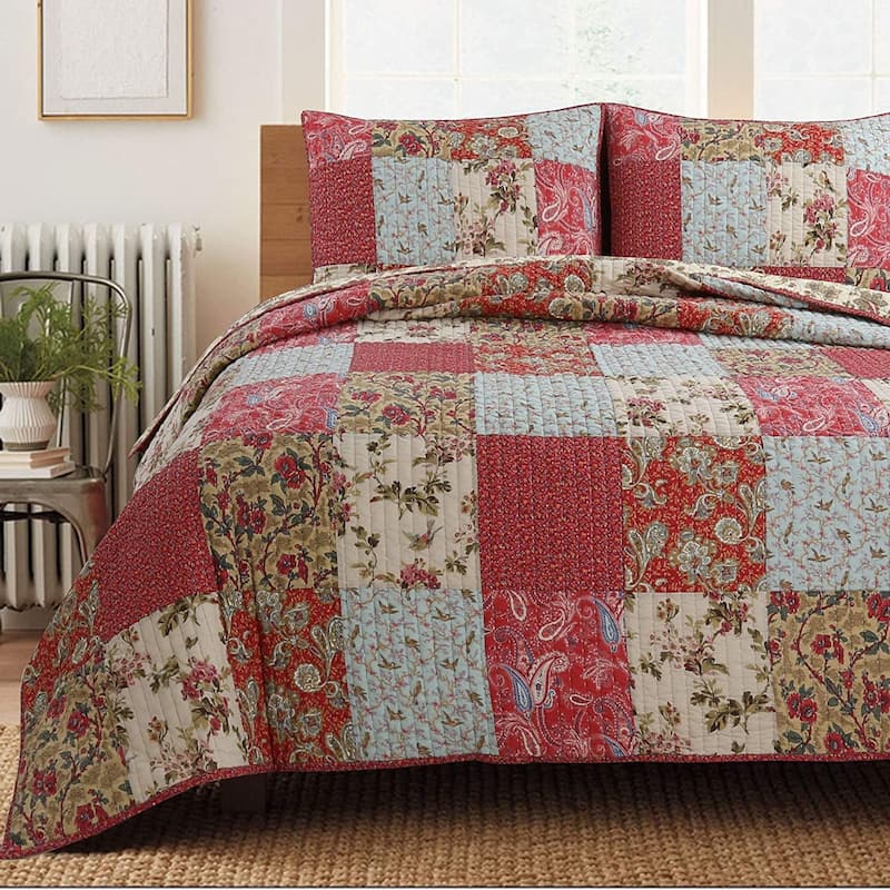 Cozy Line Rosemond 3-piece Reversible Floral Patchwork Quilt Bedding Set