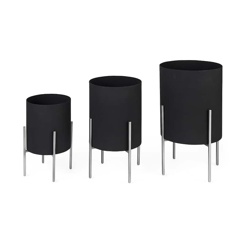 Claypoole Black Metal w/Silver Legs Plant Stands (Set of 3) - Black