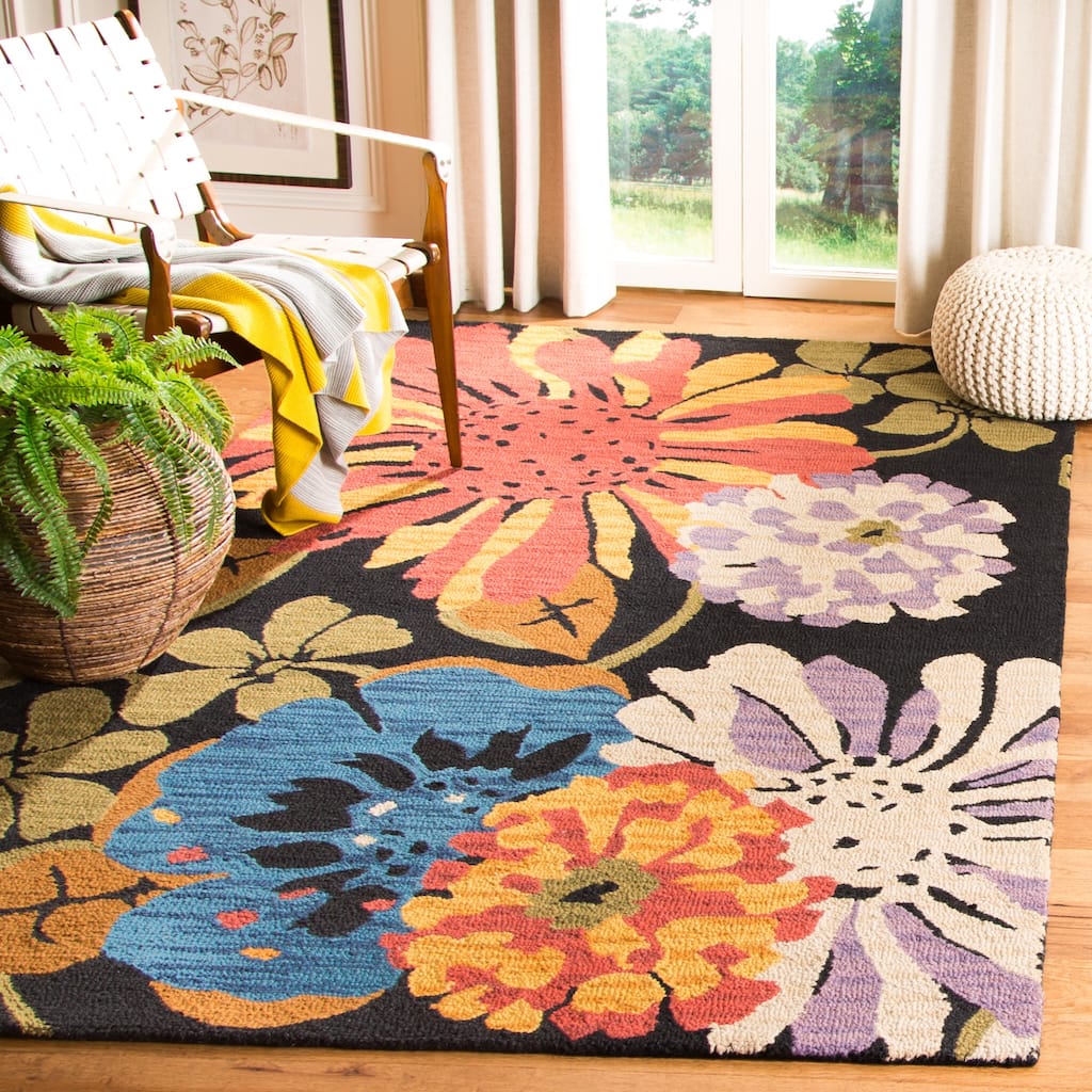 SAFAVIEH Handmade Jardin Suzeta Country Floral Wool Rug