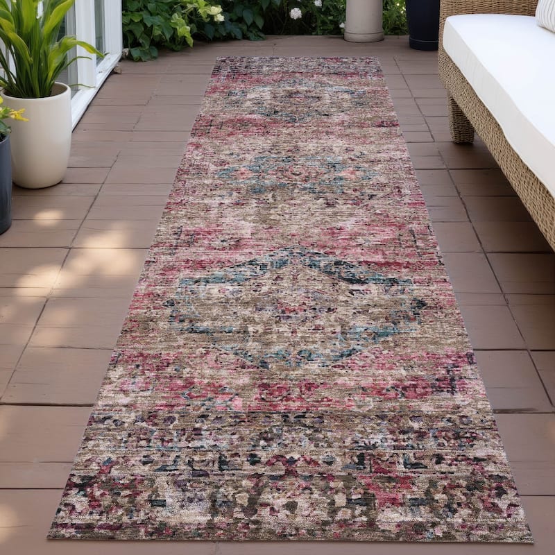 Machine Washable Indoor/Outdoor Vintage Traditional Chantille Rug - Pink - 2'3" x 7'6"