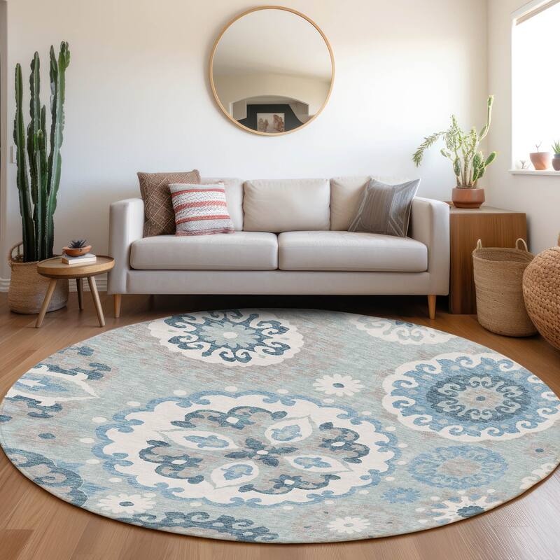 Machine Washable Indoor/ Outdoor Chantille Casual Medallion Rug