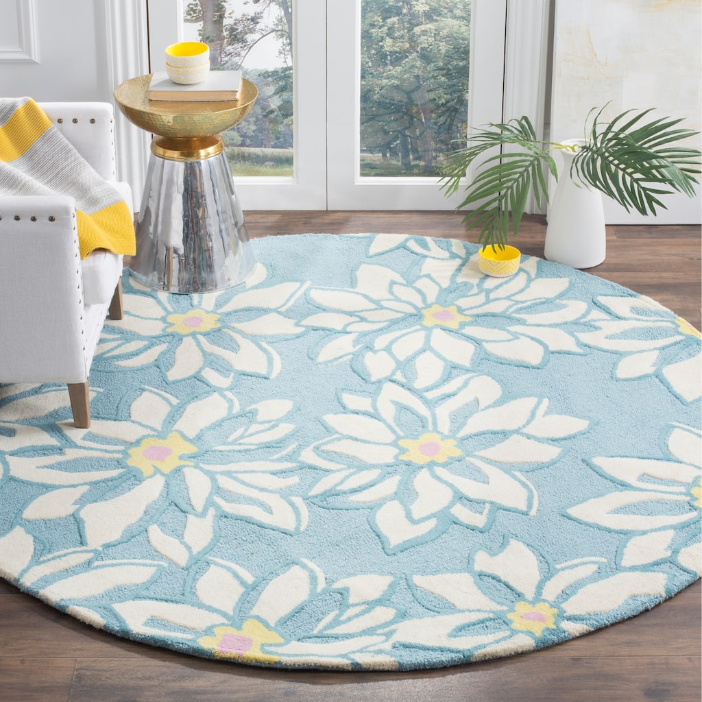 SAFAVIEH Handmade Blossom Pragiya Blue Wool Rug