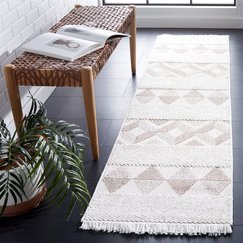 SAFAVIEH Lotus Luanne Rustic Rug
