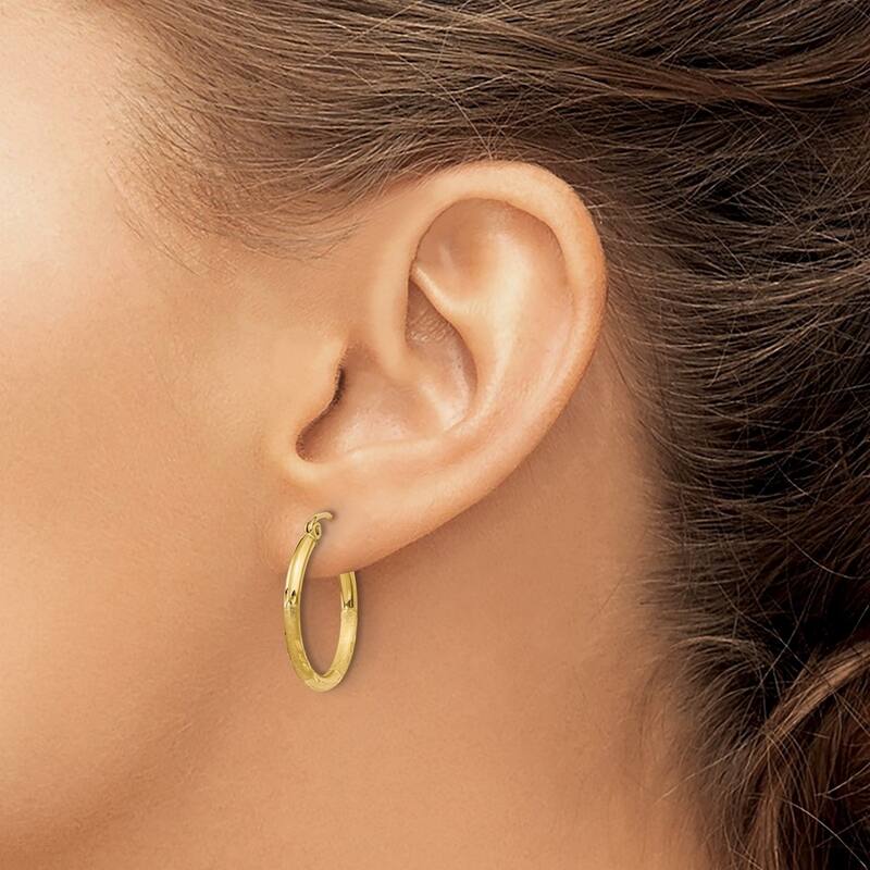 Curata 14k Yellow Gold Satin and Sparkle Cut Round Tube Hoop Earrings - 20x20mm