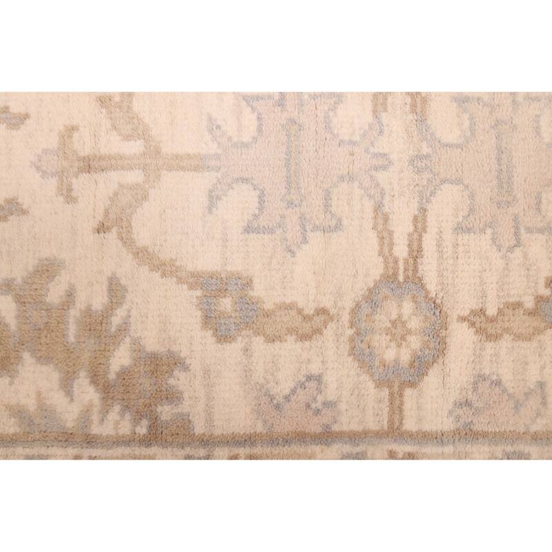ECARPETGALLERY Hand-knotted Royal Oushak Ivory Wool Rug - 6'2 x 8'6