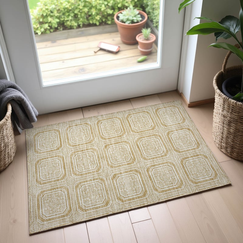 Premium Washable Super Soft Classic Panel Mayfield Rug - Gold - 1'8" x 2'6"
