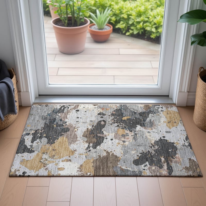 Machine Washable Indoor/Outdoor Modern Splatter Chantille Rug