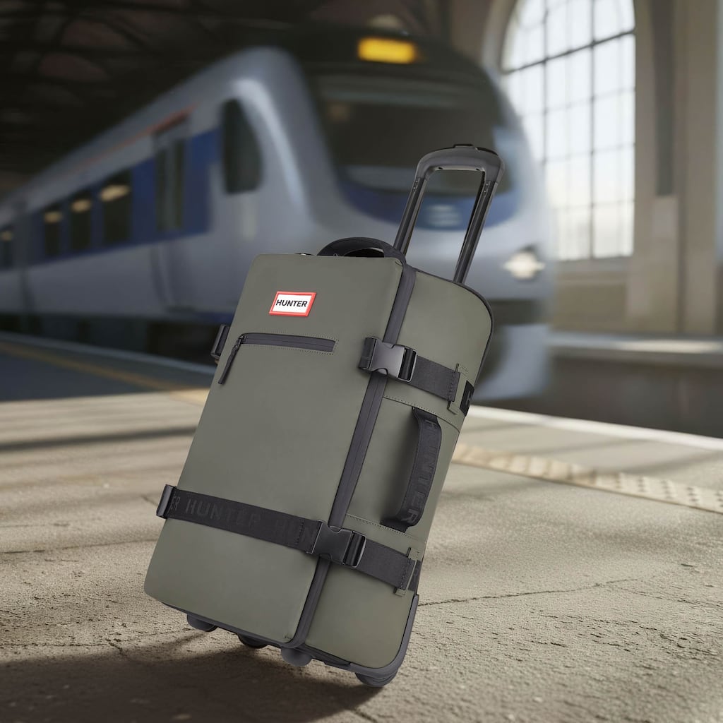 Hunter 21" Rolling Cabin Bag Carry-On Luggage