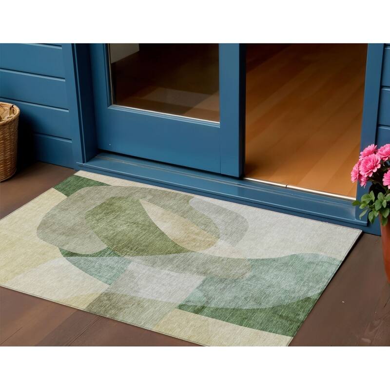 HomeRoots Abstract Transitional Rectangle Outdoor Rug - 3' x 5'