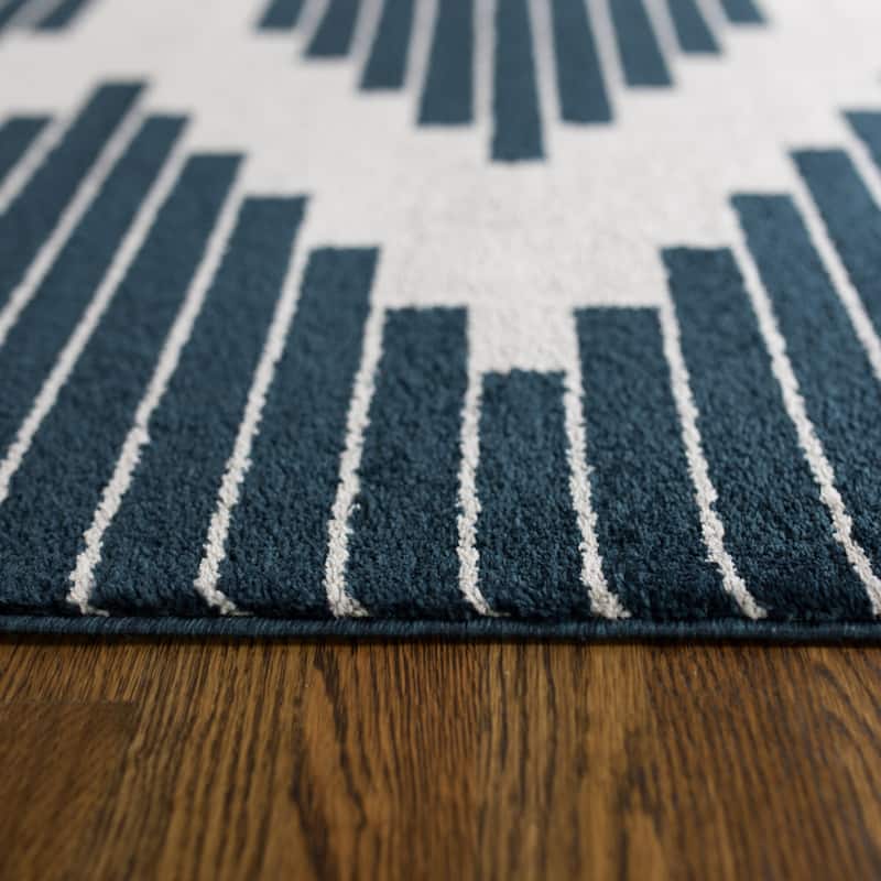 Carson Carrington Salsaker Geometric Area Rug