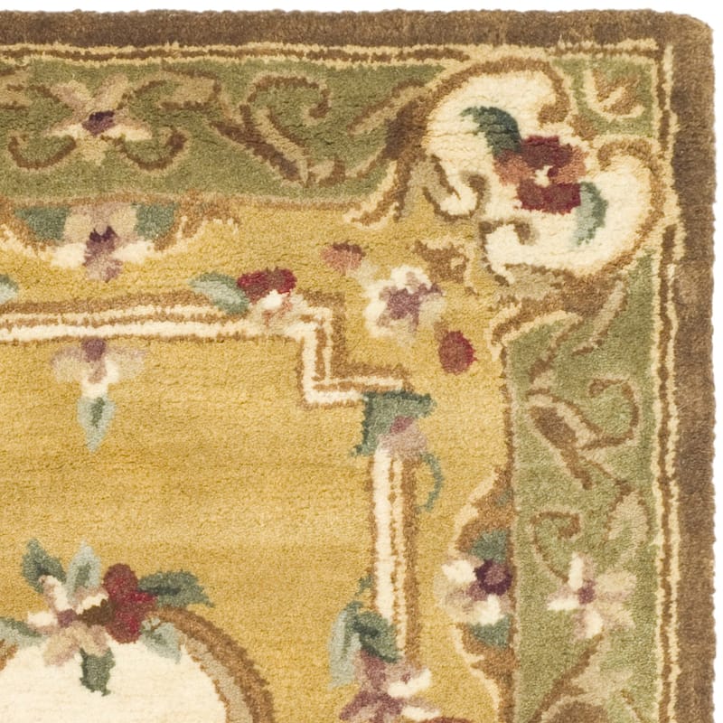 SAFAVIEH Handmade Classic Mira Traditional Oriental Wool Rug