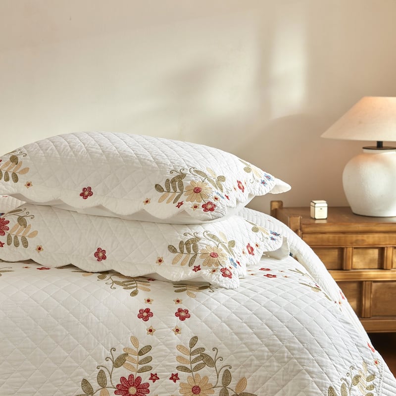 Classic Farmhouse Cotton Cottage Floral Quilt Bedspread Set