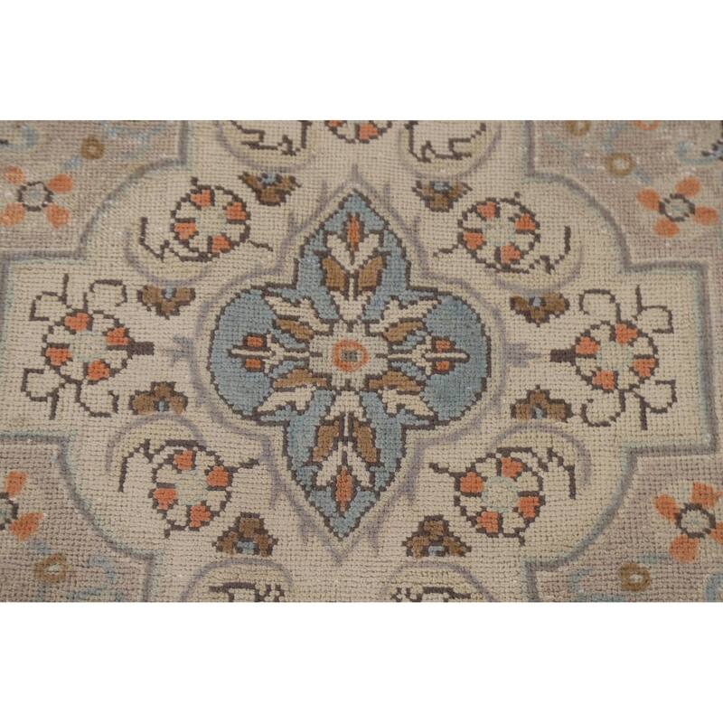 Vintage Medallion Distressed Tabriz Persian Rug Handmade Wool Carpet - 6'6" x 9'6"