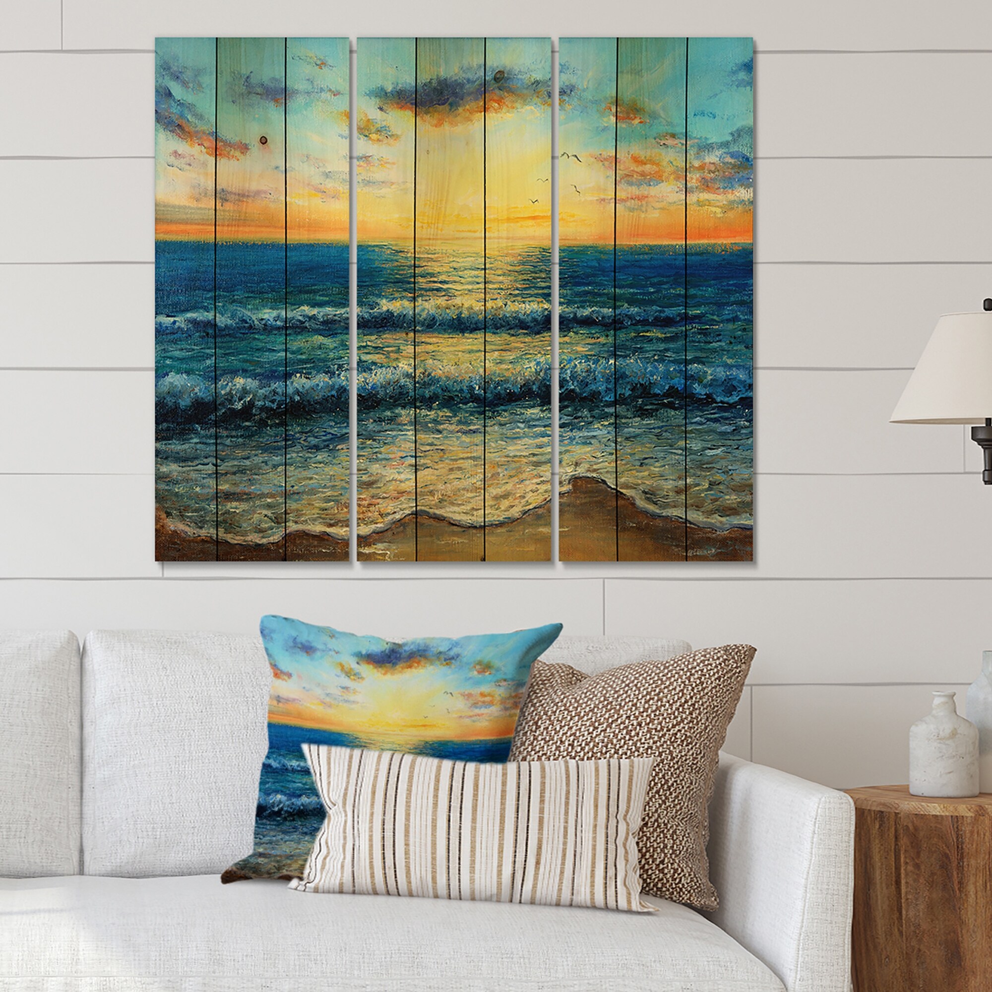 Designart 'Morning Light On The Ocean Waves I' Nautical &-image