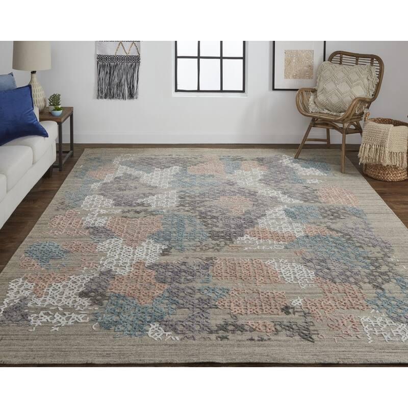 Xuna Distressed Abstract Woven Area Rug By HomeRoots - 180