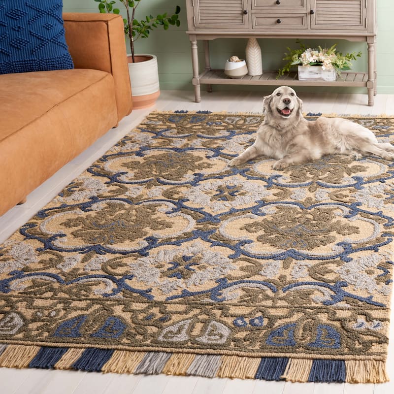 SAFAVIEH Handmade Blossom Parthenia Floral Wool Rug