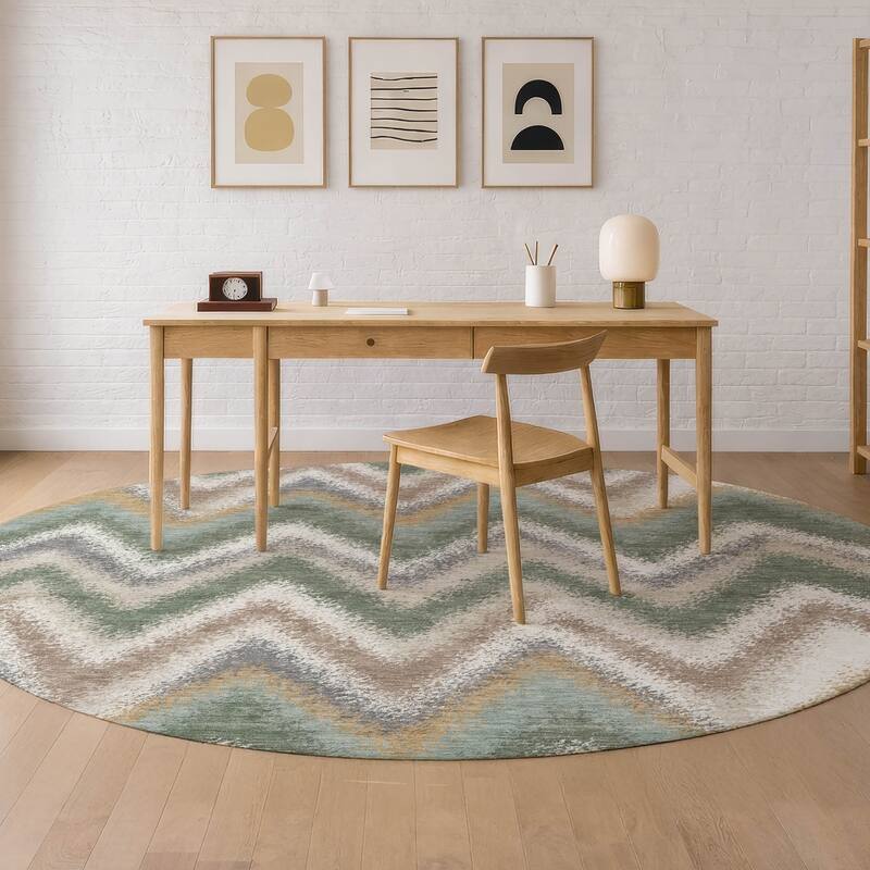 Machine Washable Indoor/ Outdoor Modern Chevron Chantille Rug