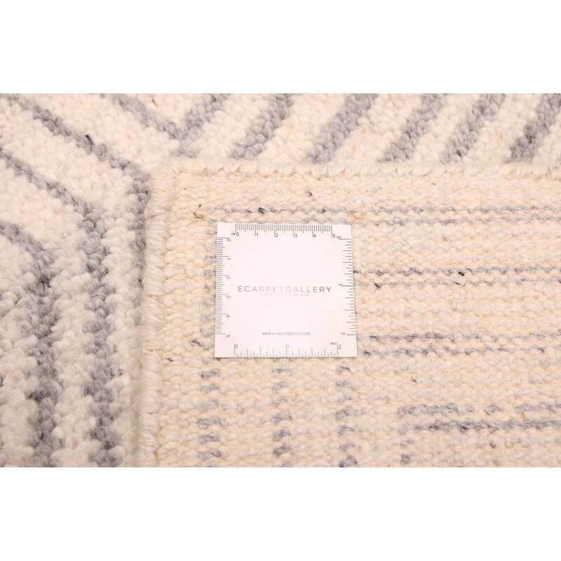 ECARPETGALLERY Hand-knotted Tangier Cream Wool Rug - 5'4 x 7'7